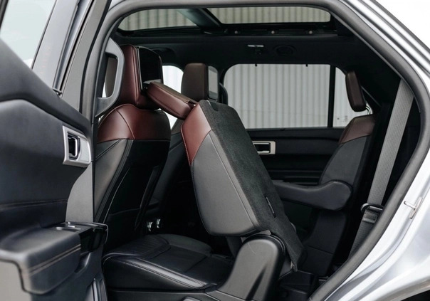 Ford Explorer cena 238600 przebieg: 45160, rok produkcji 2021 z Białystok małe 781